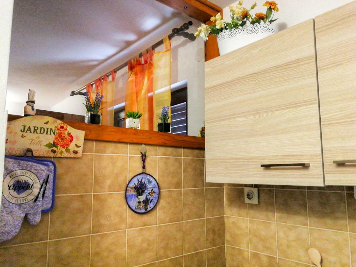 Apartman Damir Sumartin Luaran gambar